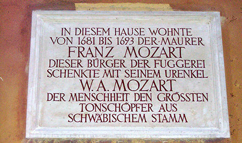 La targa commemorativa di Franz Mozart
